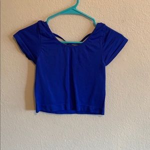 Crop top